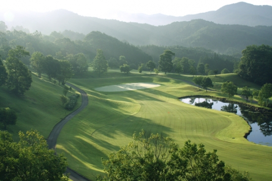 ゴルフ倶楽部ゴールデンウッド