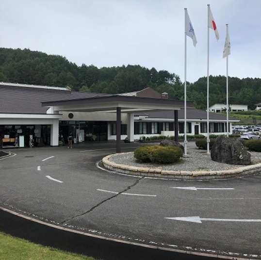 中央道晴ヶ峰カントリー倶楽部