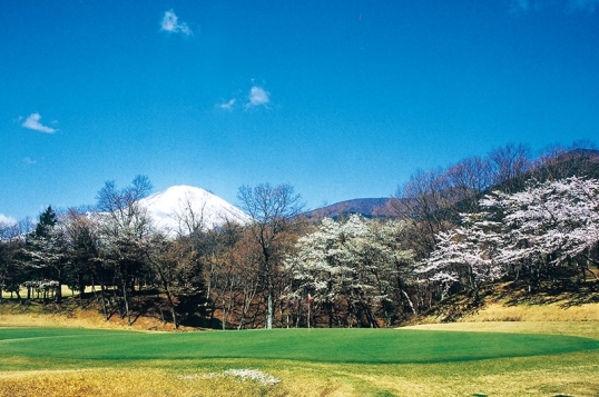 東富士カントリークラブ