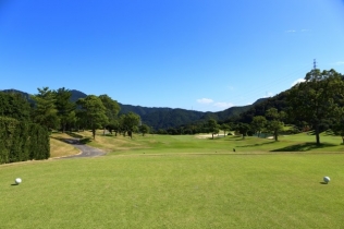 ゴルフ会員権とは?仕組みや基礎知識、メリット・デメリットを分かりやすく解説