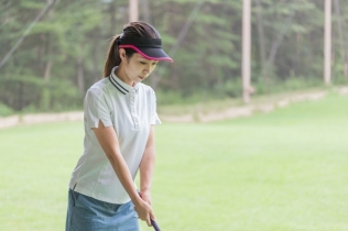 ゴルフを40代・50代の女性が始めるには?方法や知っておくべきことを解説