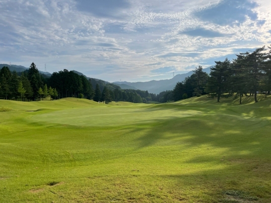 鹿沼プレミアゴルフ倶楽部